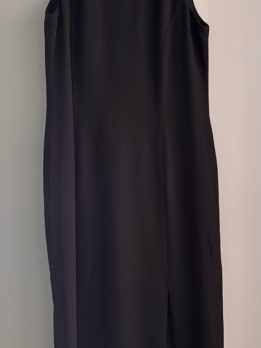 Liz Claiborne Black Sleeveless Midi Shift Dress